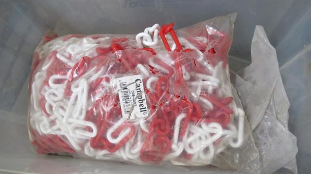 Diversen afzetketting / 2 stuks NIEUW