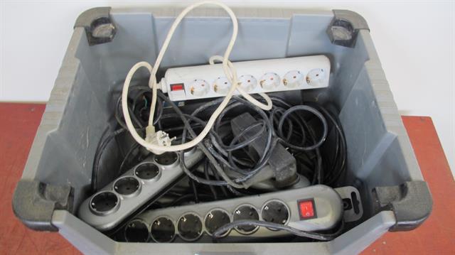 Diversen diverse elektra verdeelsloffen / 7 stuks