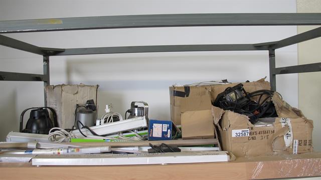 Diversen diverse inhoud van een plank