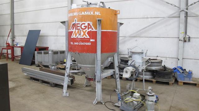 Diversen mini mixer incl. diverse toebehoren