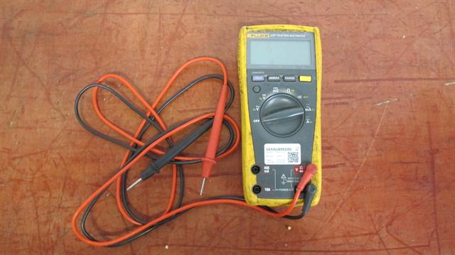 Diversen multimeter Fluke 177