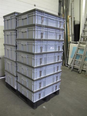 Kunststof bakken opslagbakken  Engels 11 stuks / h23 x 60 x 80cm