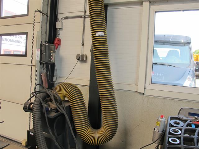 Werkplaats toebehoren Plymovent uitlaatgas afzuiging