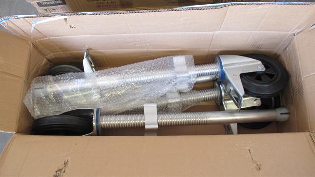 Diversen steigerwielen 4 stuks met rem NIEUW