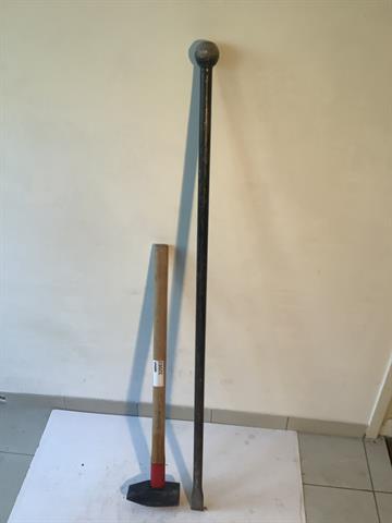 Gereedschap voorhamer en stootijzer